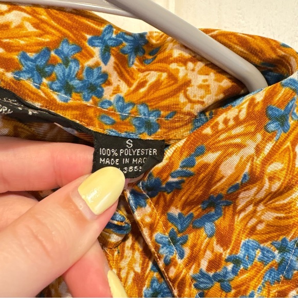 Vintage 70s Women’s Lucky Pierre Button Up Shirt - Size Small - Picture 4 of 7